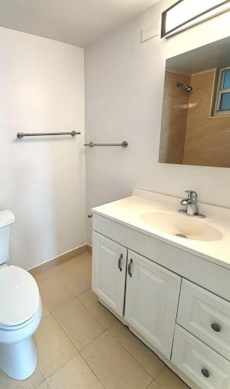 Building Photo - 8000 Harding Ave