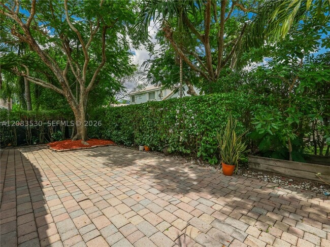 Building Photo - 1509 Canary Island Dr