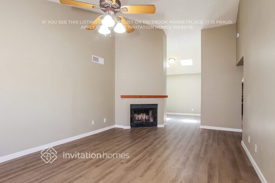 Building Photo - 18829 N 45th Ave