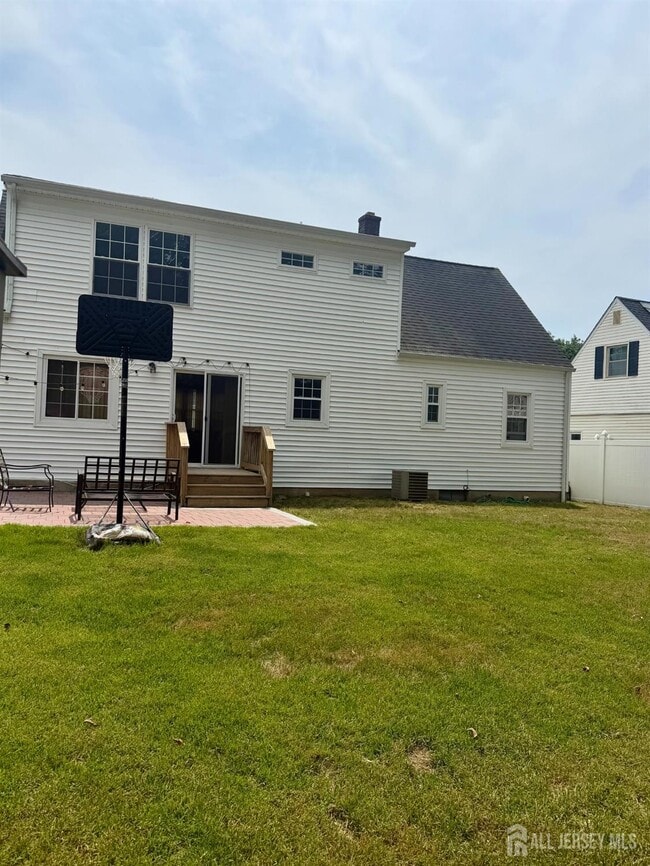 Building Photo - 23 Mayfield Pl