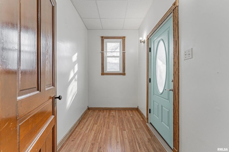 Building Photo - 130 5th St