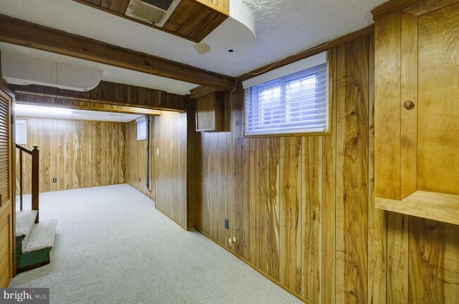 Building Photo - 5408 20th Ave