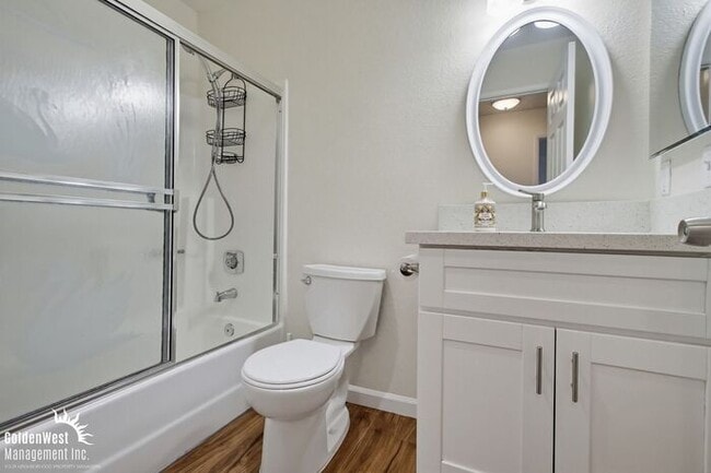 Building Photo - Updated 2Bdm 2Ba Apartment with Community Pool in the Heart of Normal Heights!