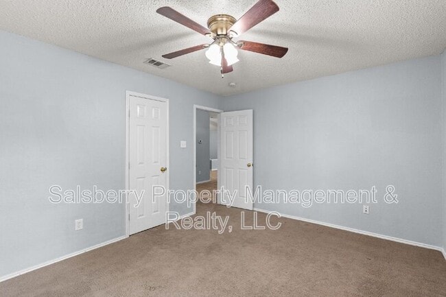 Building Photo - 4717 Barnhill Ln