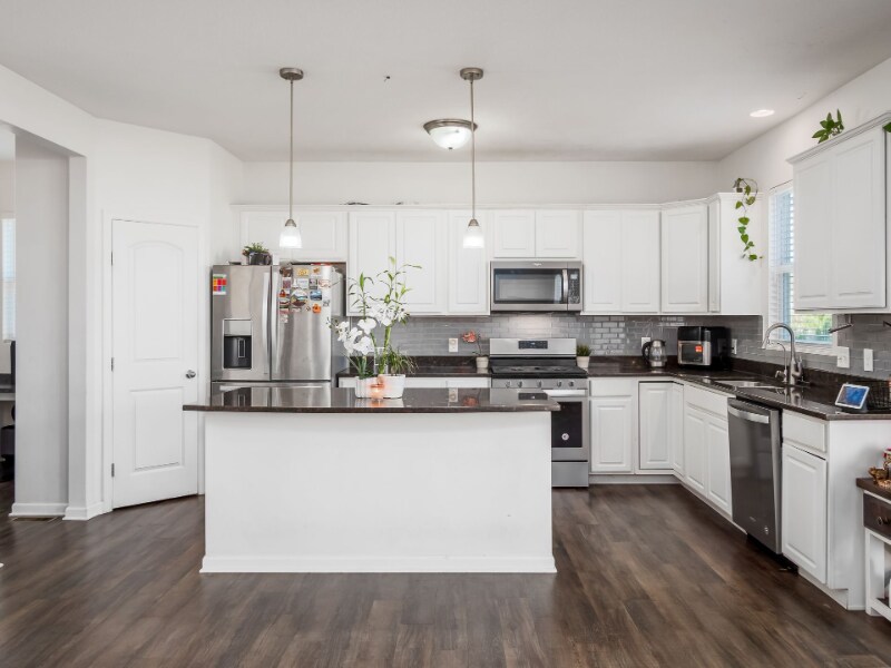 Building Photo - 2194 Preakness Pl