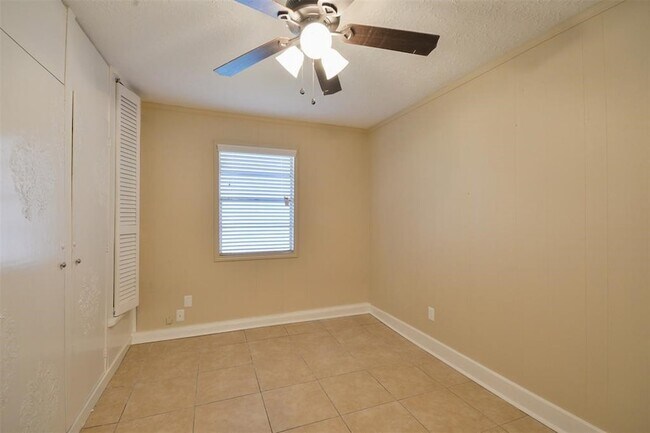 Building Photo - 3530 Dryburgh Ct