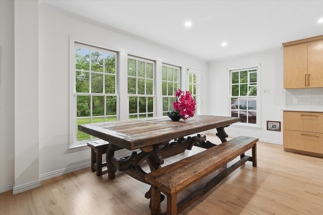 Building Photo - 8106 San Benito Way