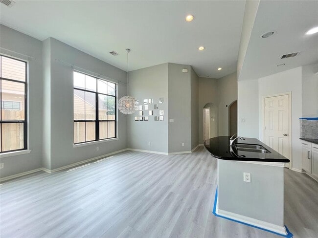 Building Photo - 3625 Standing Rock Dr