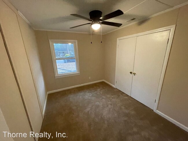 Building Photo - 4 br, 1.5 bath House - 508 Canary Drive