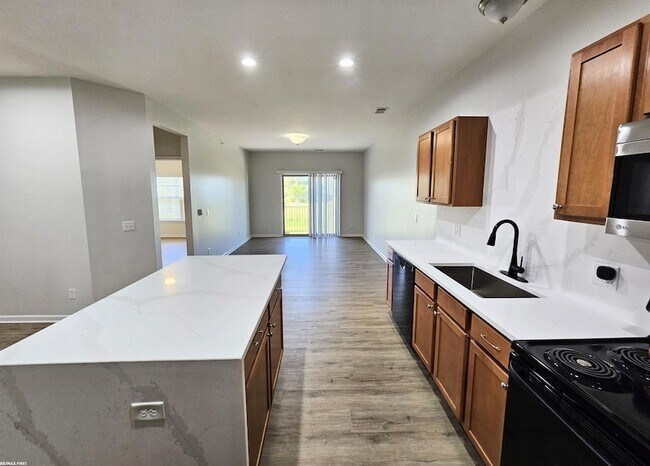 Building Photo - 7867 24 Mile Rd