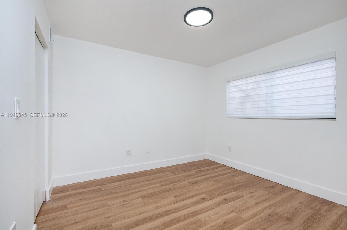 Building Photo - 8415 SW 107th Ave