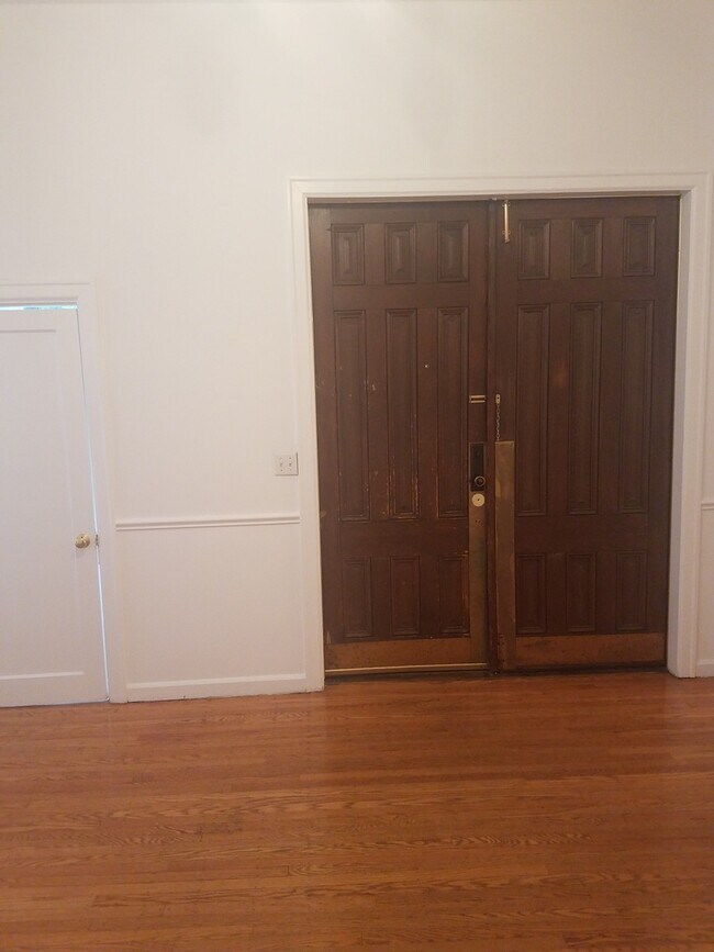 Building Photo - Office Suites in NW Nob Hill/Alphabet Dist...