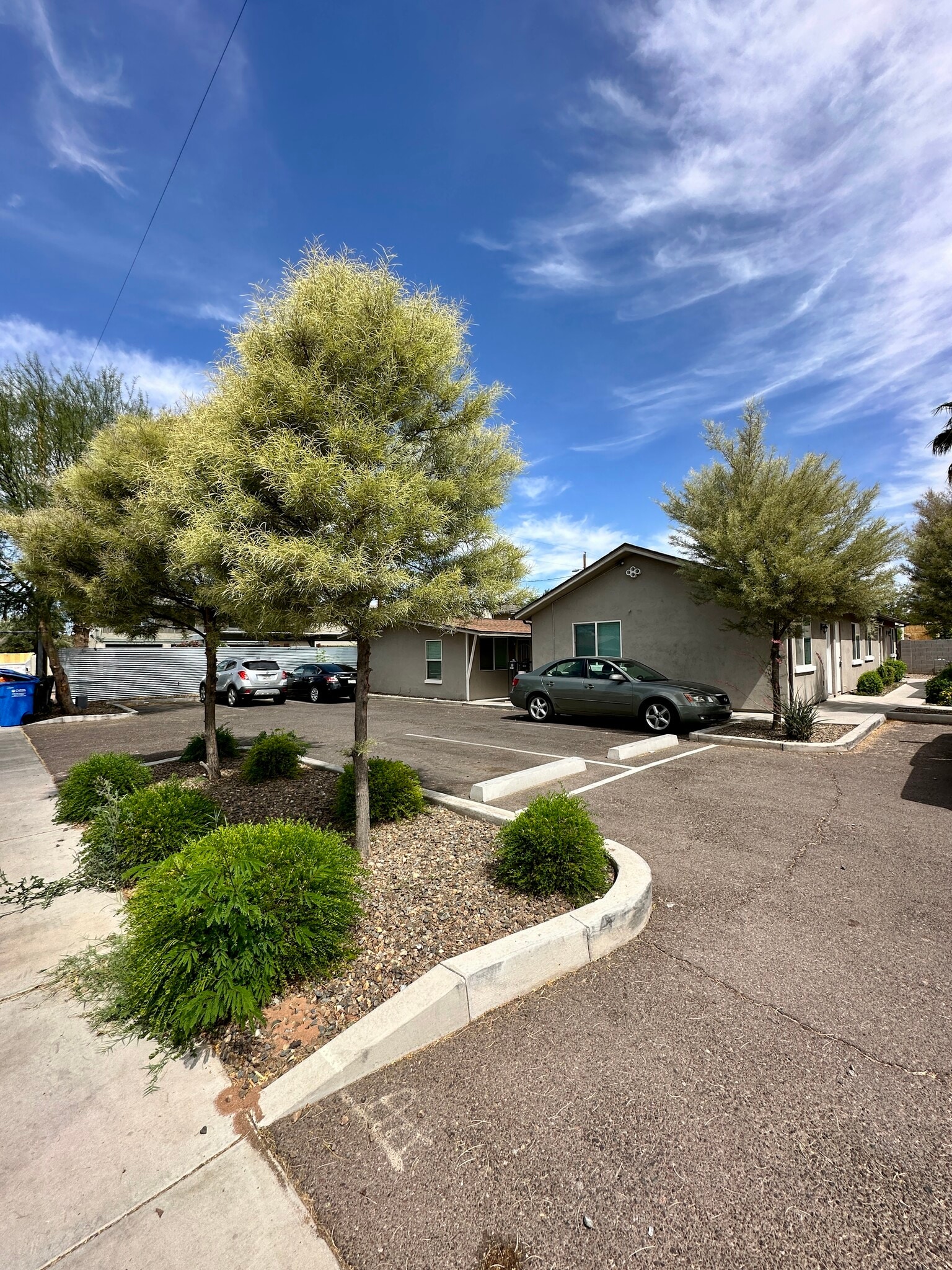 Building Photo - 2308 N 28th PL