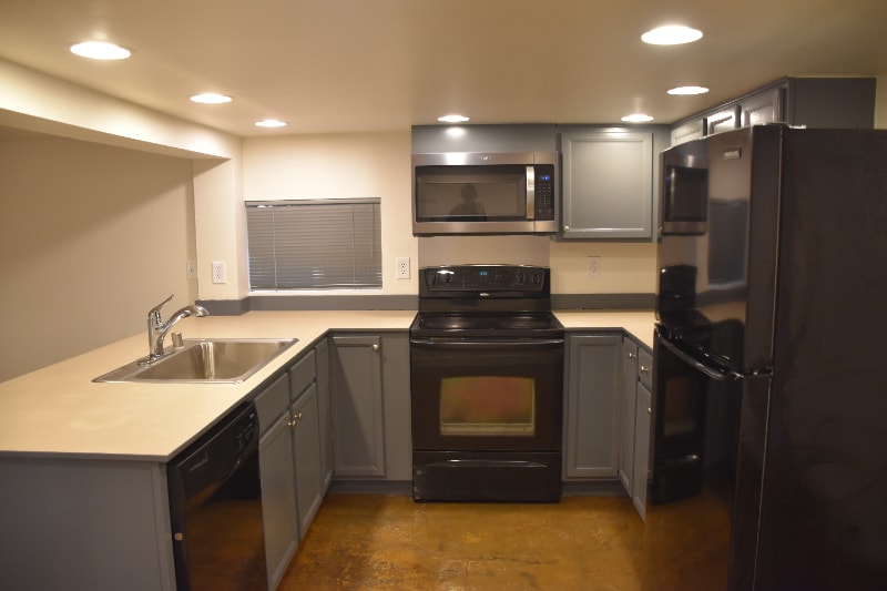 Building Photo - 8360 Wabash Ave S