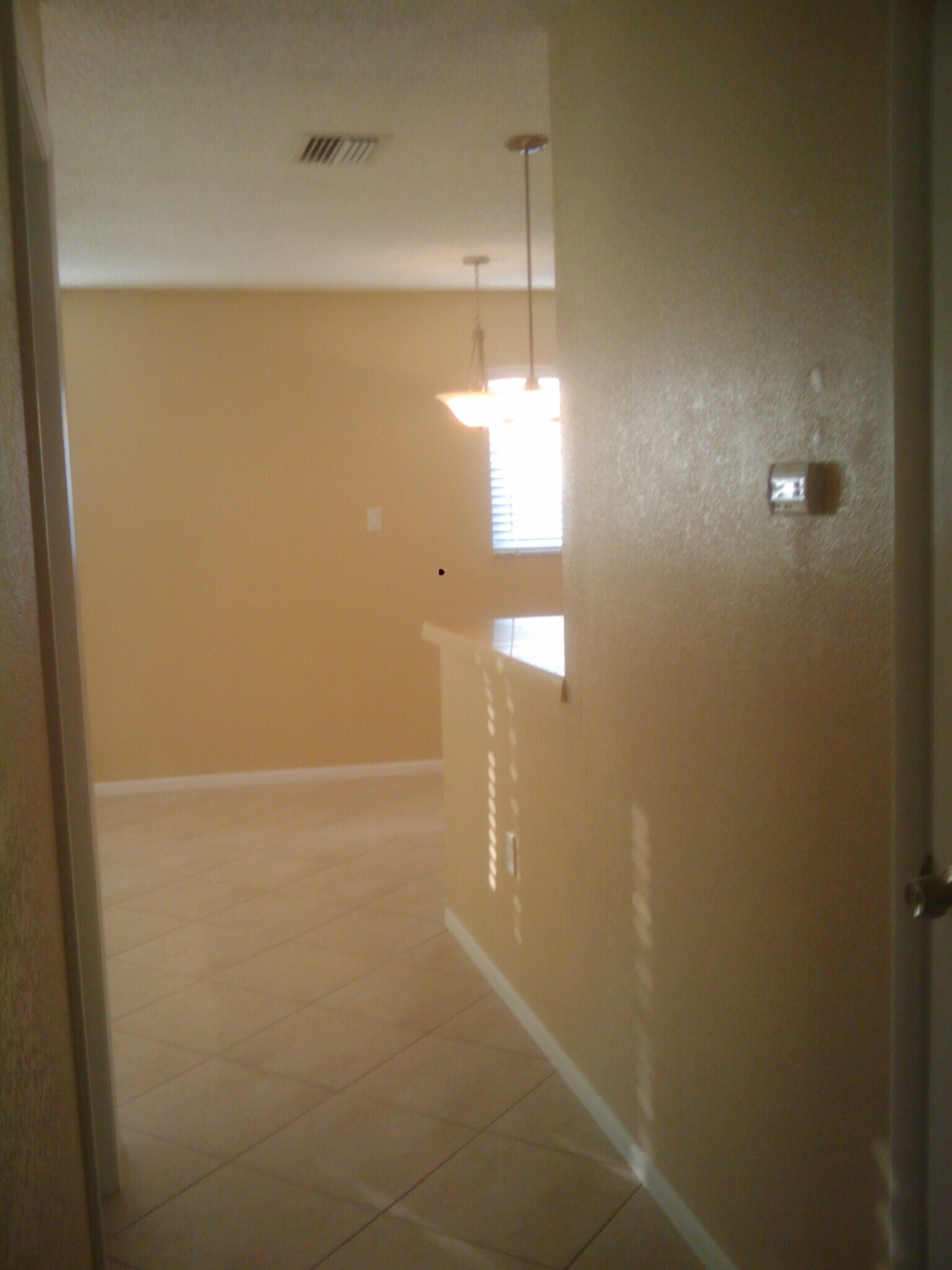 Building Photo - 247 Royal Palms Dr