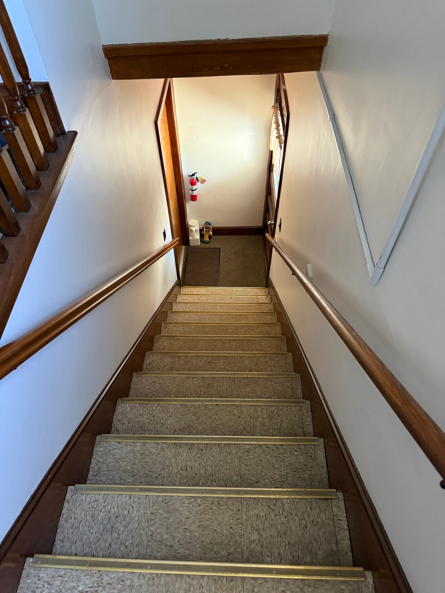 Building Photo - 64 Lyman St