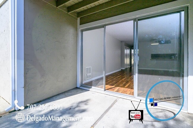 Building Photo - Benicia 2 bedroom condo