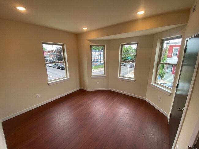 Building Photo - 5501 Master St