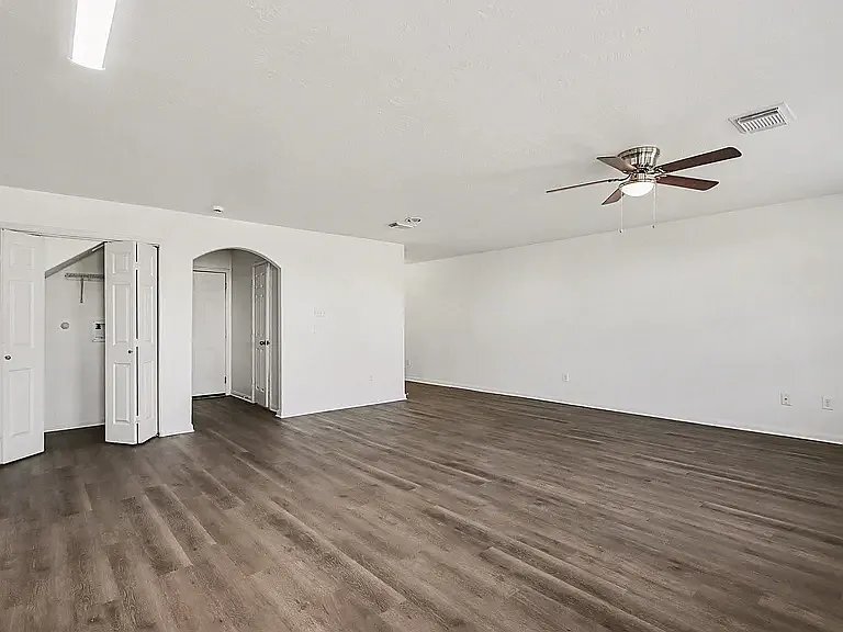 Building Photo - 19414 Dry Canyon Ct