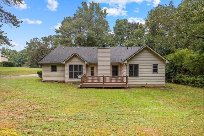 Building Photo - 110 Hunters Glen