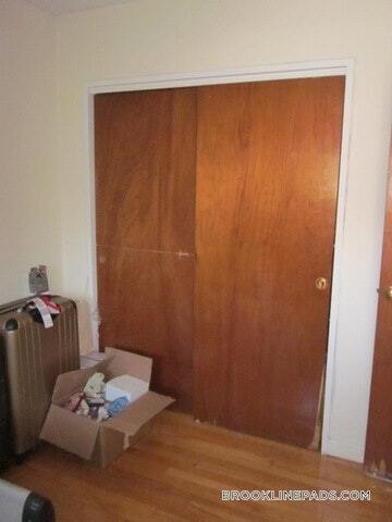 Building Photo - 53 Parkman St