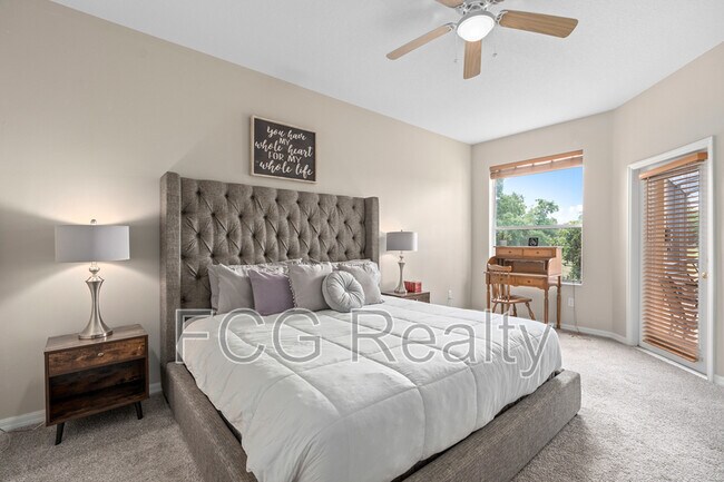 Building Photo - 825 Wildflower Rd