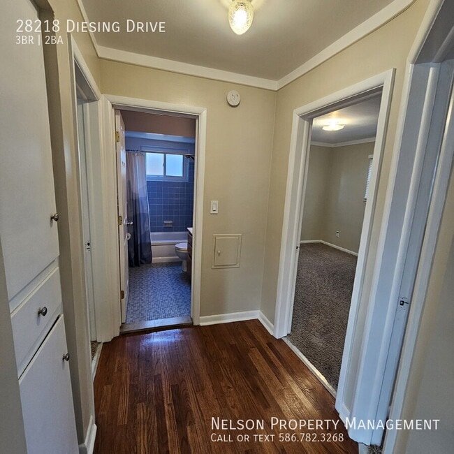 Building Photo - 28218 Diesing Dr