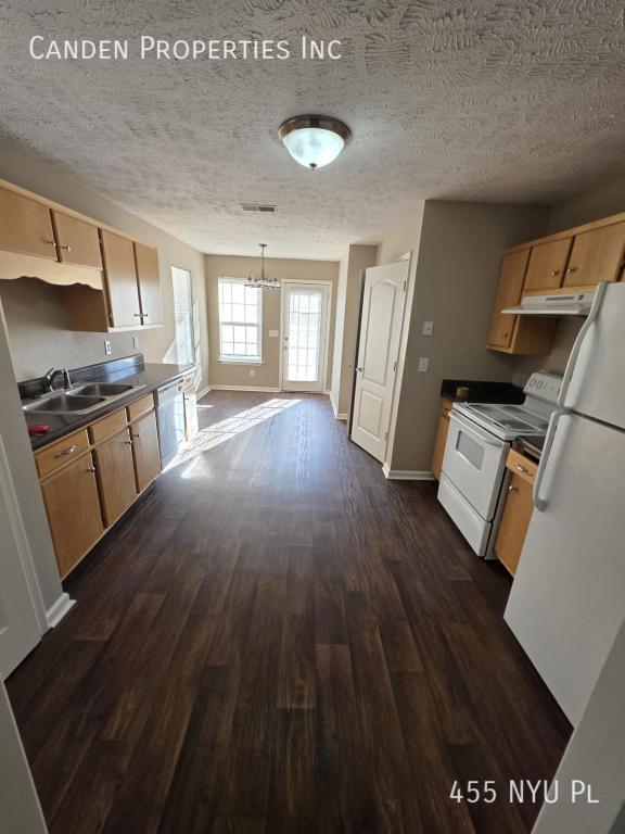 Building Photo - 455 NYU Pl