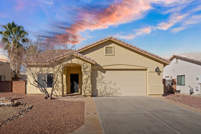 Primary Photo - 5427 Cedar Springs Dr