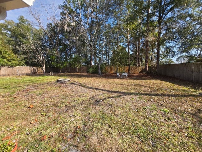 Building Photo - 3/2- Adorable home in Northwood Pines