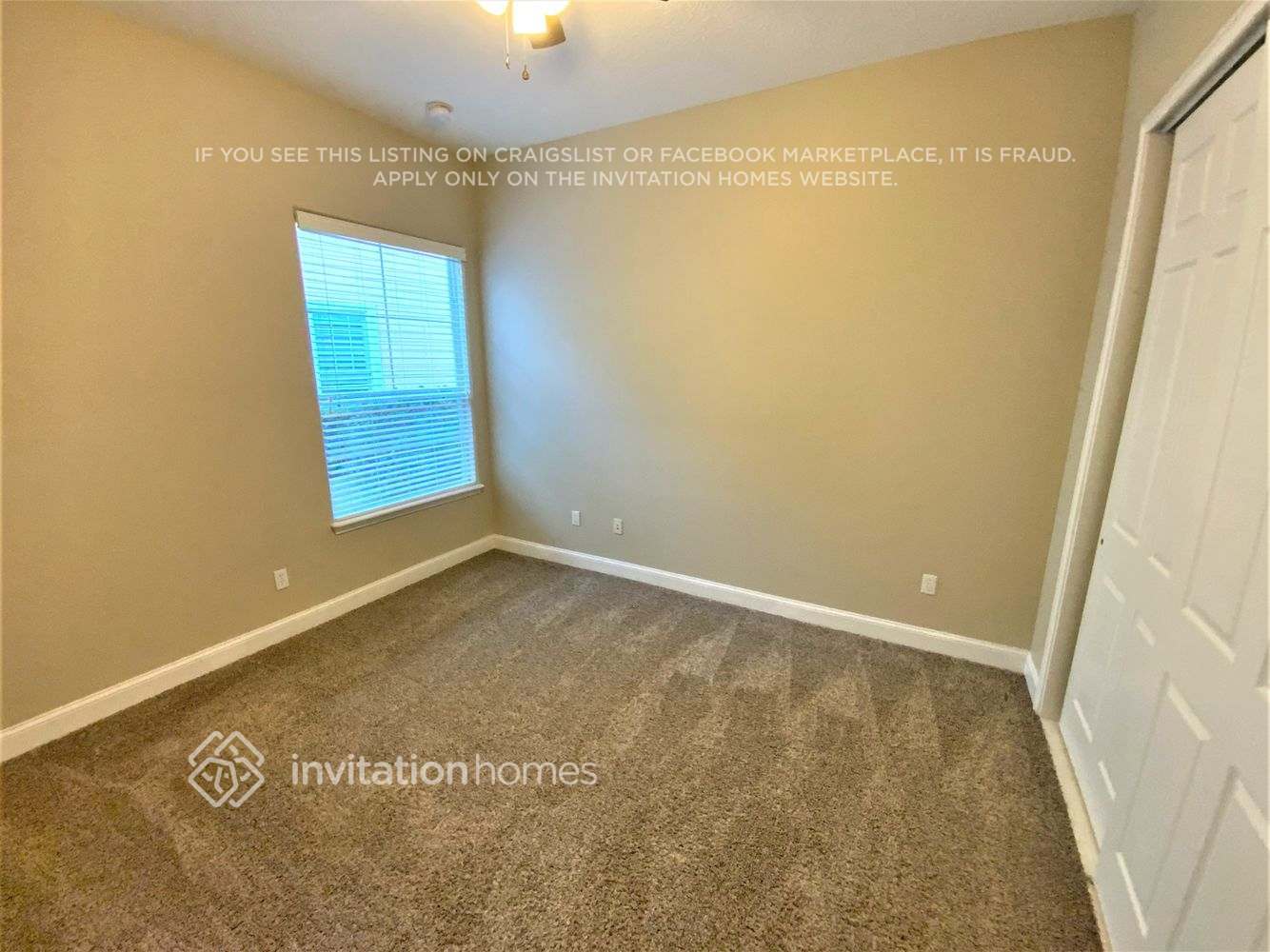 Building Photo - 133 W Village Dr