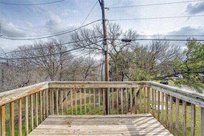 Building Photo - 11907 Alpheus Ave