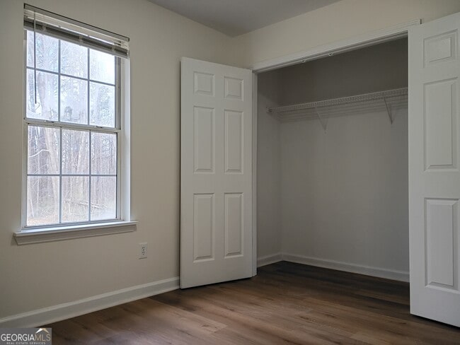 Building Photo - 218 Pope Hill Cir