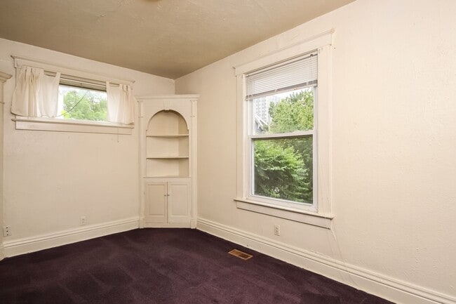 Building Photo - Available for Reservation 2026-27