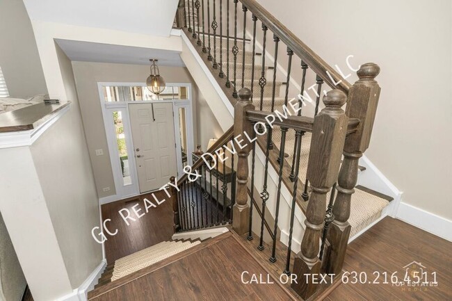 Building Photo - 927 Indigo Ct