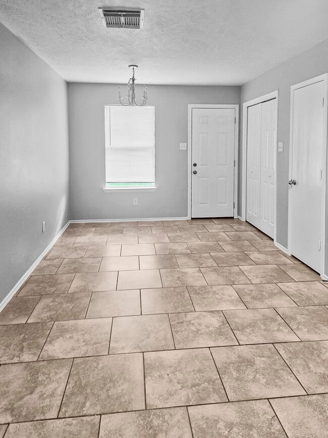 Building Photo - 17358 Wigeon Way Dr