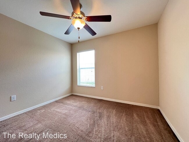 Building Photo - 3 br, 2 bath House - 4815 Summerfield Cir