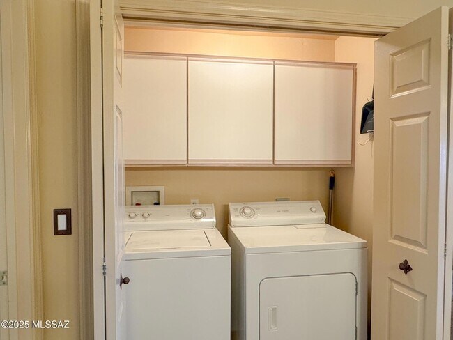 Building Photo - 655 W Vistoso Highlands Dr