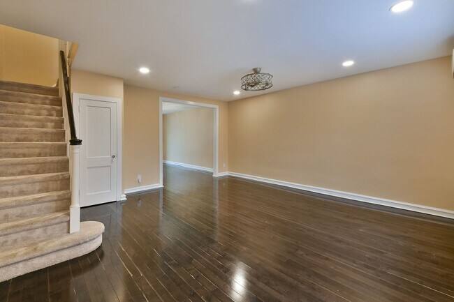 Building Photo - Beautifully Renovated 3 Bedroom Home Now Available For Rent in Cedarbrook!!!