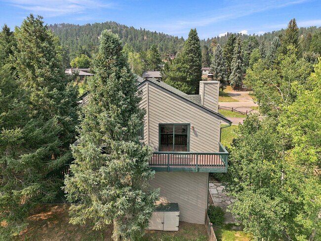 Building Photo - 28248 Harebell Ln