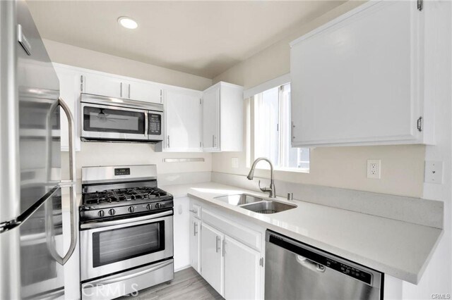 Building Photo - 4406 Cahuenga Blvd