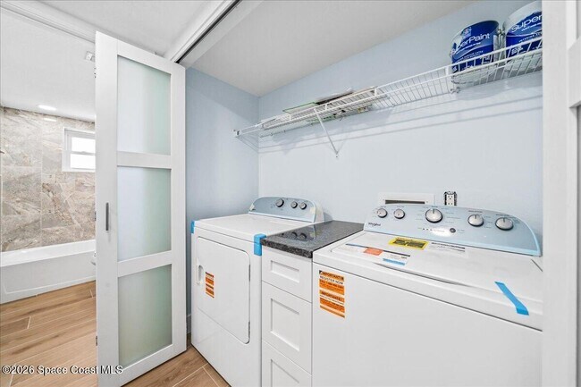 Building Photo - 1465 Jimmy Buffett Mem Hwy