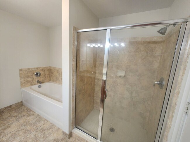 Building Photo - 223 Sky Sail