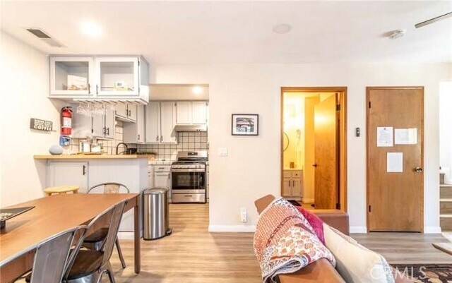 Building Photo - 27981 Rainbow Dr