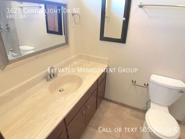 Building Photo - 3621 Candlelight Dr NE