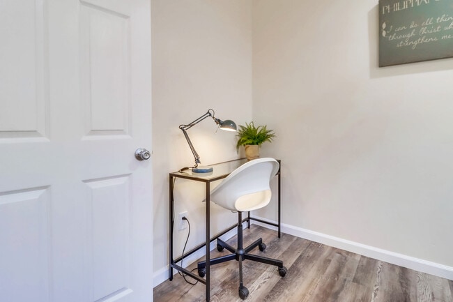 Catch up on work or study at the workspace w/ free WiFi to keep you connected - 1738 Dahlia Ave