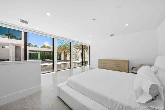 Building Photo - 6273 N Ocean Blvd