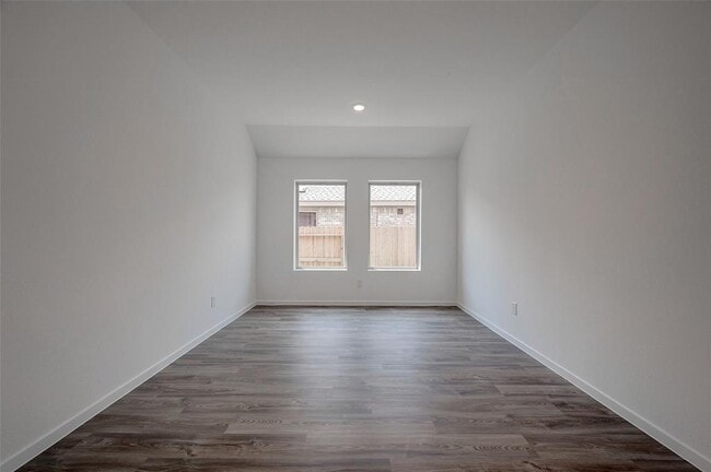 Building Photo - 5119 Whispering River Dr