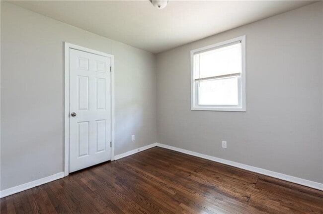 Building Photo - 3527 Bolfair Dr NW