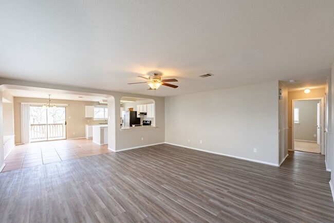 Building Photo - 20309 Dark Tree Cove